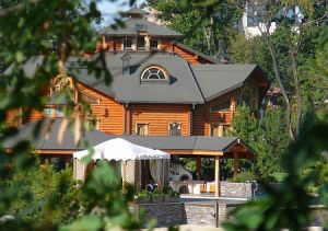 Ахметов - имения 8.jpg