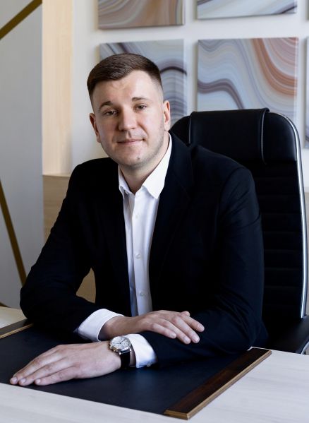 Файл:Котов Ілля.JPG