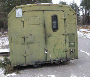 По дороге встречаются законсервированные КПП.gif